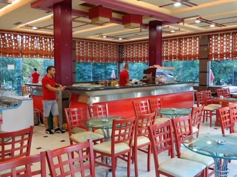 Piazza Hotel