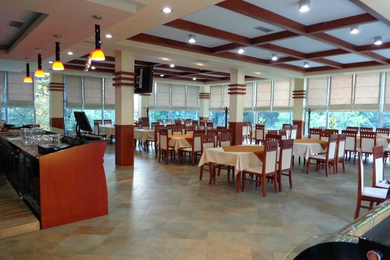 Piazza Hotel 3*